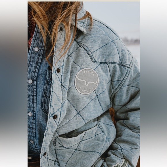 Kimes Ranch Jackets & Blazers - NWT Kimes Ranch Ricon Throw Quilted Jacket in Light Indigo Wash Size Small